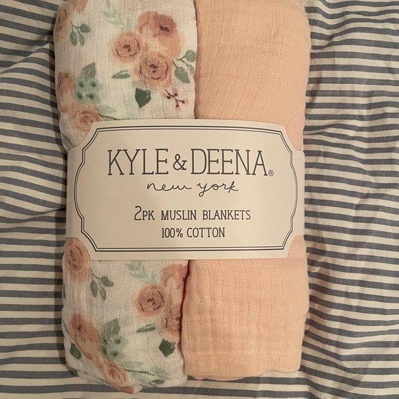 NWT Blankets + Rattle Bundle - Picture 3 of 3